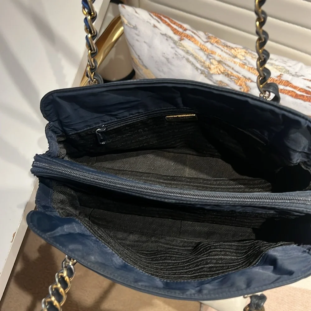 Prada Navy Blue Quilted Shoulder Bag- AUTHENTIC ✨ - Picture 8 of 13